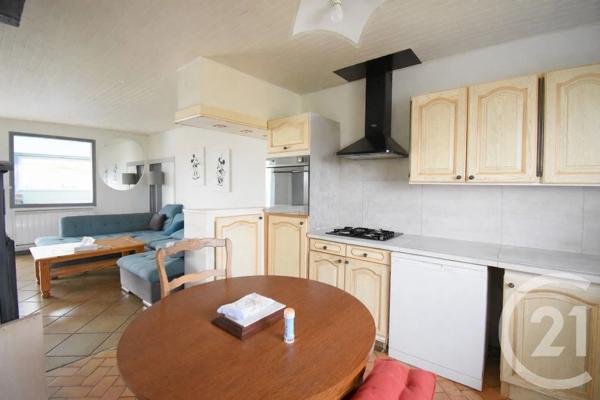 Maison à vendre  4 pièces - 111 m 2   ST GERMAIN DES FOSSES  - 03