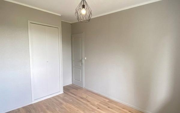 Appartement à vendre    3 pièces • 50 m2 Langon