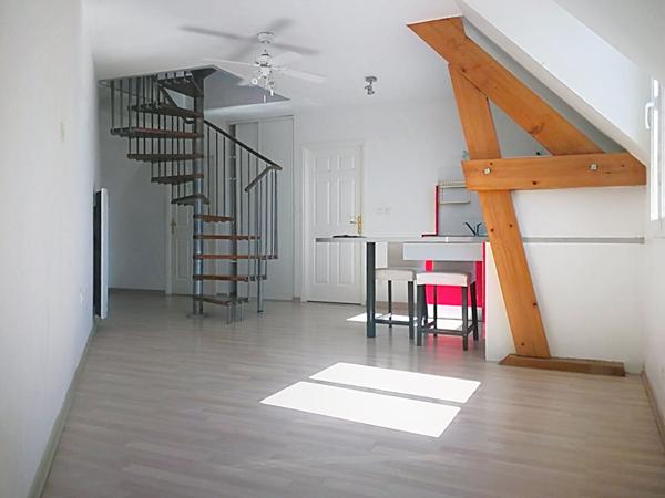 Appartement en duplex Belloy En France 3 pièces