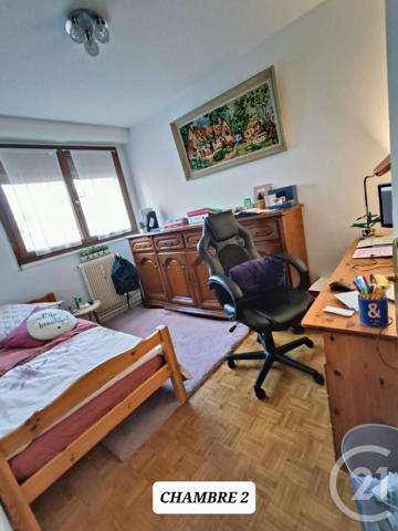 Appartement F5 à vendre  5 pièces - 105 m2 MONTLUCON - 03