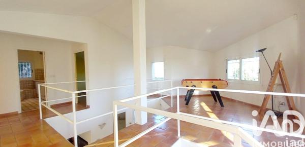 Maison à vendre 5 pièces 215 m² Roquefort-les-Pins