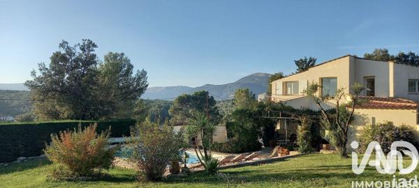 Maison à vendre 5 pièces 215 m² Roquefort-les-Pins