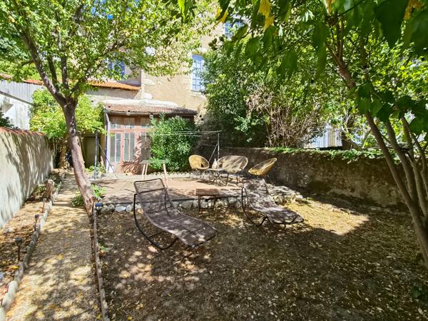 Appartement T3 meublé avec jardin – Auch Centre Historique
