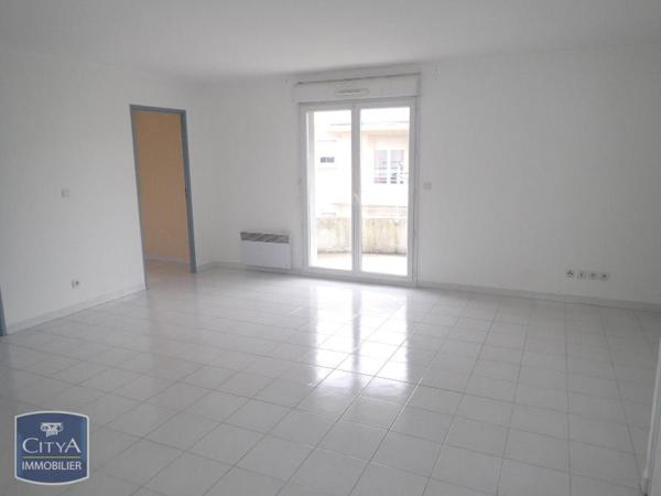 Location appartement Castres (81100) 3 pièces 64.5m²