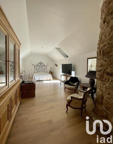 Maison traditionnelle 6 pièces de 190 m² à Paimpol (22500)