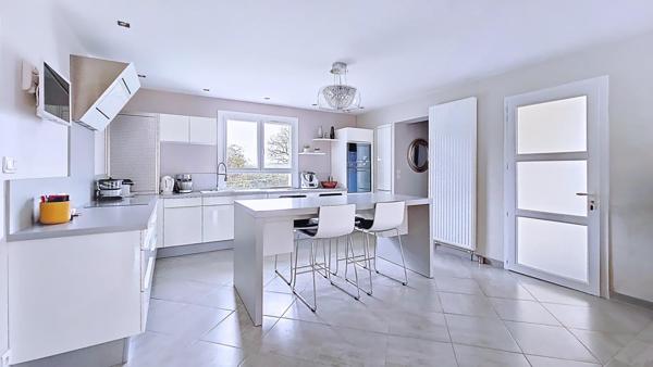 Calme absolu et beaux volumes à la campagne