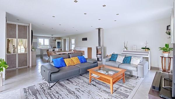 Calme absolu et beaux volumes à la campagne