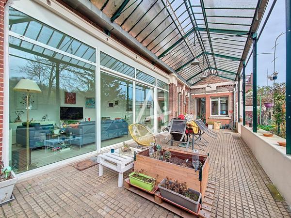 Maison normande 216 m²  5 chambres  Garage  Jardin 315 m²  Centre-ville Beauvais