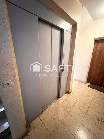 Immeuble - 6 appartements - Local commercial - Forbach