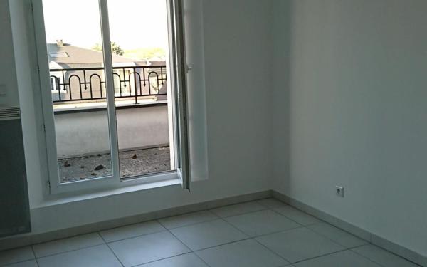 Appartement à vendre    3 pièces • 73,22 m2 Noisy-le-Grand
