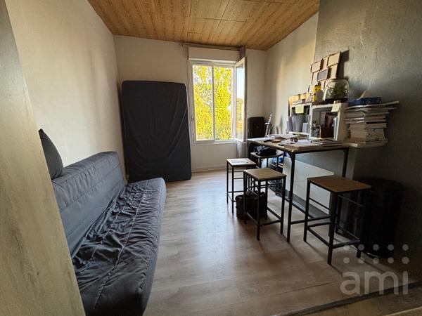 STUDIO MEUBLE NIORT - 1 pièce(s) - 19.15m²