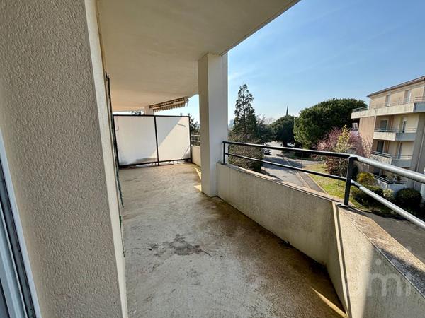 APPARTEMENT  2 pièce(s) - 40 m2