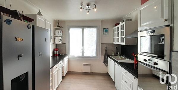 Appartement 3 pièces de 62 m² à Les Pavillons-sous-Bois (93320)