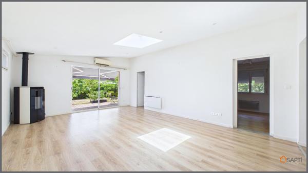 EXCLUSIVITÉ – UN APPARTEMENT AUX ALLURES DE MAISON AVEC 328 M² DE JARDIN PRIVATIF À SAINT-MÉDARD-EN-JALLES
