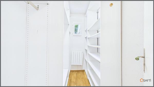 EXCLUSIVITÉ – UN APPARTEMENT AUX ALLURES DE MAISON AVEC 328 M² DE JARDIN PRIVATIF À SAINT-MÉDARD-EN-JALLES