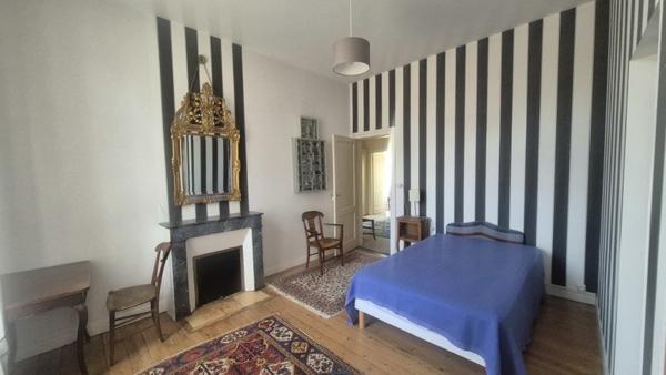 Maison à vendre |                                       Bergerac |                                        12 pièces  |  270 m²