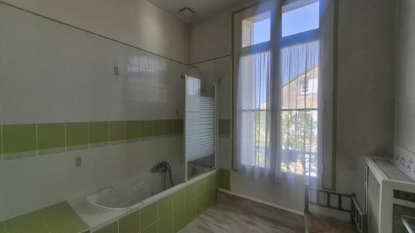Maison à vendre |                                       Bergerac |                                        12 pièces  |  270 m²