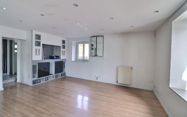 Maison à vendre    4 pièces •  Chirens