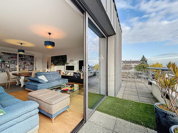 Appartement Proche Christ-Roi T5 - Terrasses, ascenseur, double garage