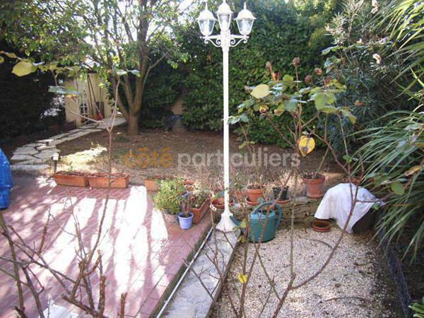 Vente
                Villa93 m² - 4 Pièces -
                    PEROLS (34470)