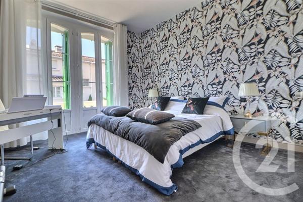 Maison à vendre  7 pièces - 244 m2 ST RAPHAEL - 83