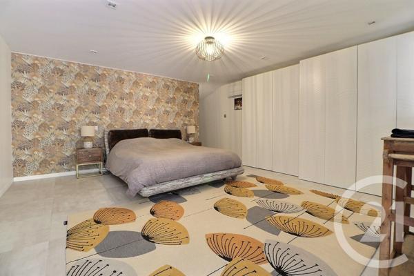 Maison à vendre  7 pièces - 244 m2 ST RAPHAEL - 83