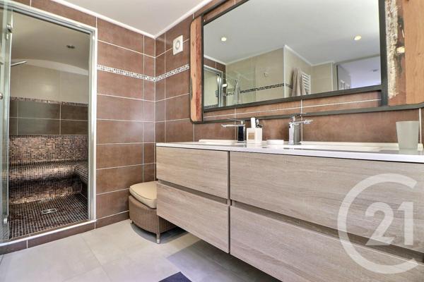 Maison à vendre  7 pièces - 244 m2 ST RAPHAEL - 83