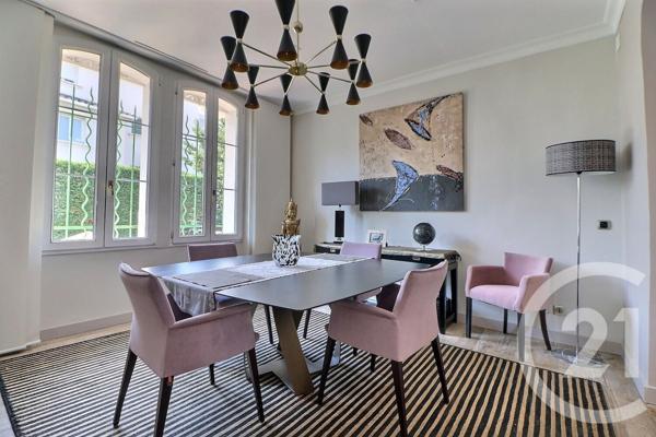 Maison à vendre  7 pièces - 244 m2 ST RAPHAEL - 83