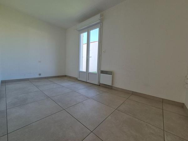 Maison Surgeres 4 pièce(s)