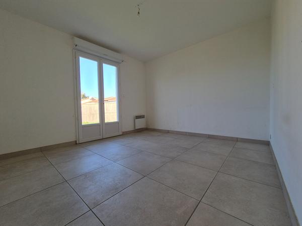 Maison Surgeres 4 pièce(s)