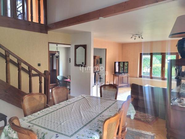 Grande maison 10 pièces – 213 m² – 6 chambres + studio indépendant