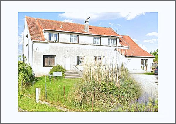 Spécial Investisseur : Immeuble composé de 3 appartements loués – à PERCENEIGE