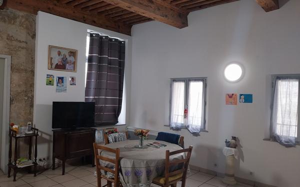 Appartement à vendre    2 pièces • 42 m2 Pézenas