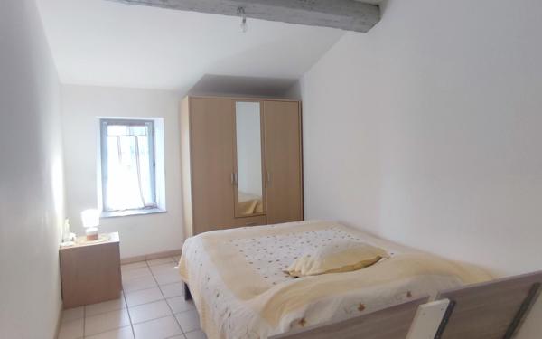 Appartement à vendre    2 pièces • 42 m2 Pézenas