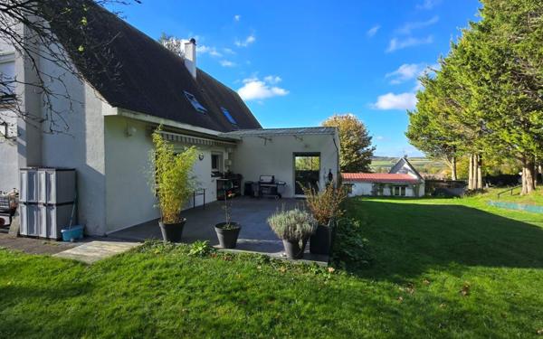 Maison à vendre    7 pièces • 248,05 m2 Ailly-sur-Noye