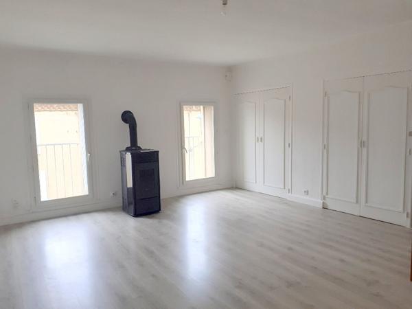 Appartement 74 m2 gd garage et local 80m²