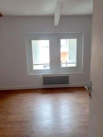 Appartement 74 m2 gd garage et local 80m²