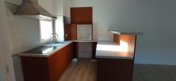 Appartement 74 m2 gd garage et local 80m²