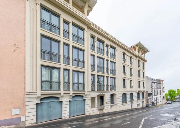 Vente Appartement 4 pièces 98 m2 à Royat