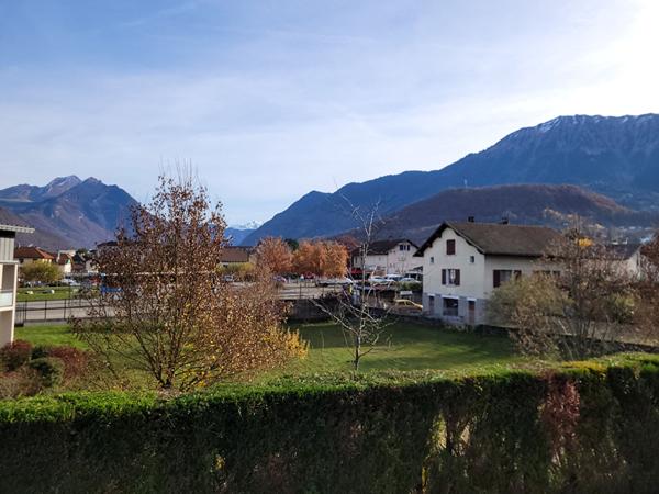 FAVERGES. APPARTEMENT 4PIECES AVEC CAVE