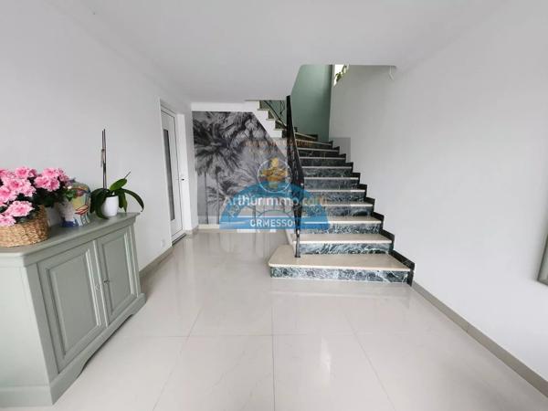 Vente Maison 11 pièces 233 m2 à Ormesson-sur-Marne