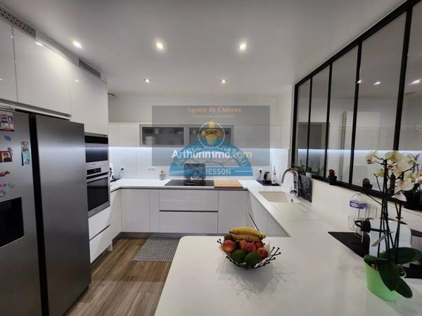 Vente Maison 11 pièces 233 m2 à Ormesson-sur-Marne