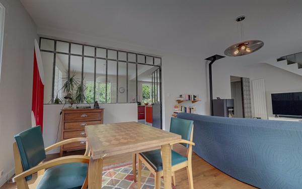 Maison à vendre    7 pièces •  Ouges