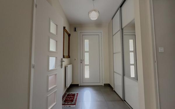 Maison à vendre    7 pièces •  Ouges