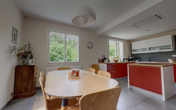 Maison à vendre    7 pièces •  Ouges