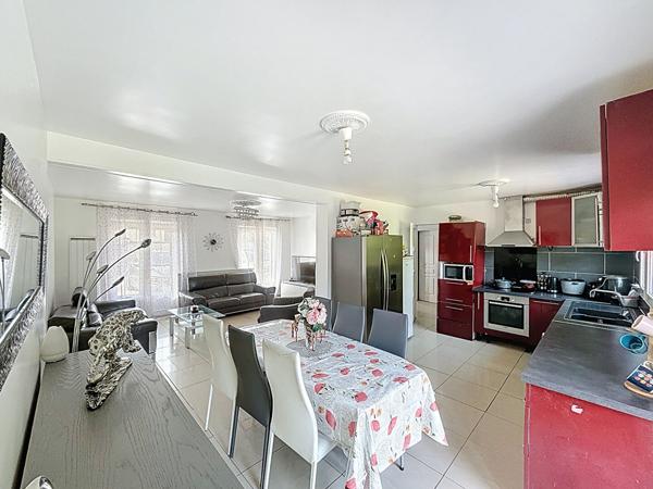 Maison située à Saint Pathus - 8 pièces - 6 chambres - jardin de 647 m2 - appartement indépendant