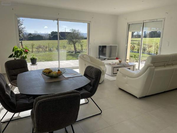 Pavillon à vendre à Ribérac en Dordogne (24600), ref : 077/1582