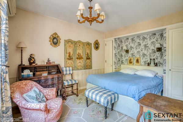 Grande longère du 19ème rénovée, 320 m², gîte et chambres d'hôtes, terrain de 1,5 ha, 5 min des commodités