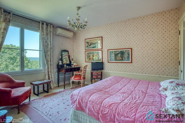 Grande longère du 19ème rénovée, 320 m², gîte et chambres d'hôtes, terrain de 1,5 ha, 5 min des commodités