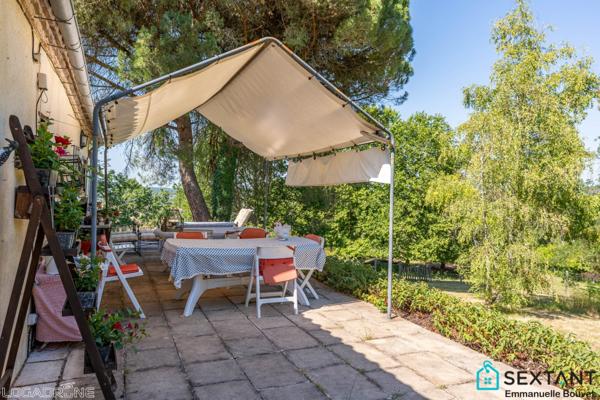 Grande longère du 19ème rénovée, 320 m², gîte et chambres d'hôtes, terrain de 1,5 ha, 5 min des commodités